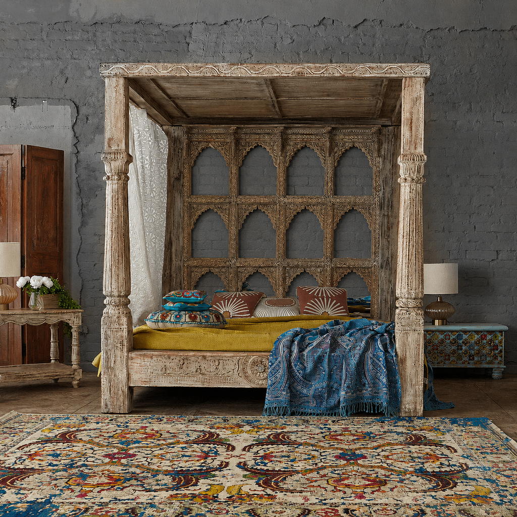Solid Pillar Bed with canopy