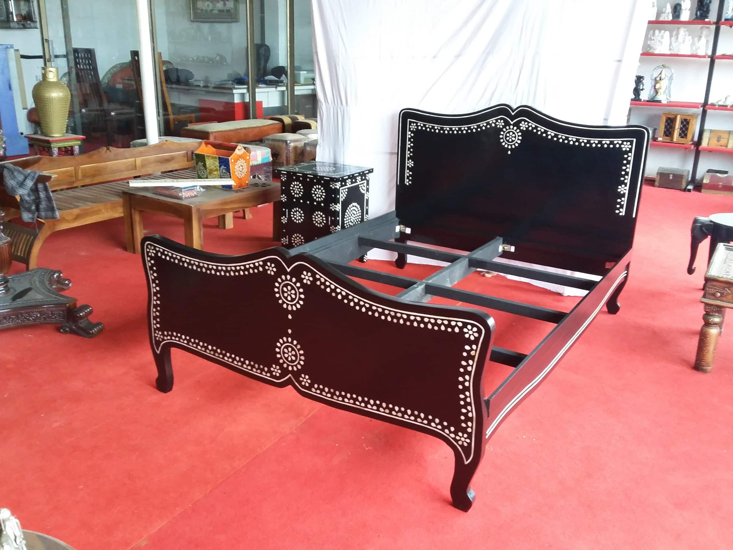 Bone inlay bed