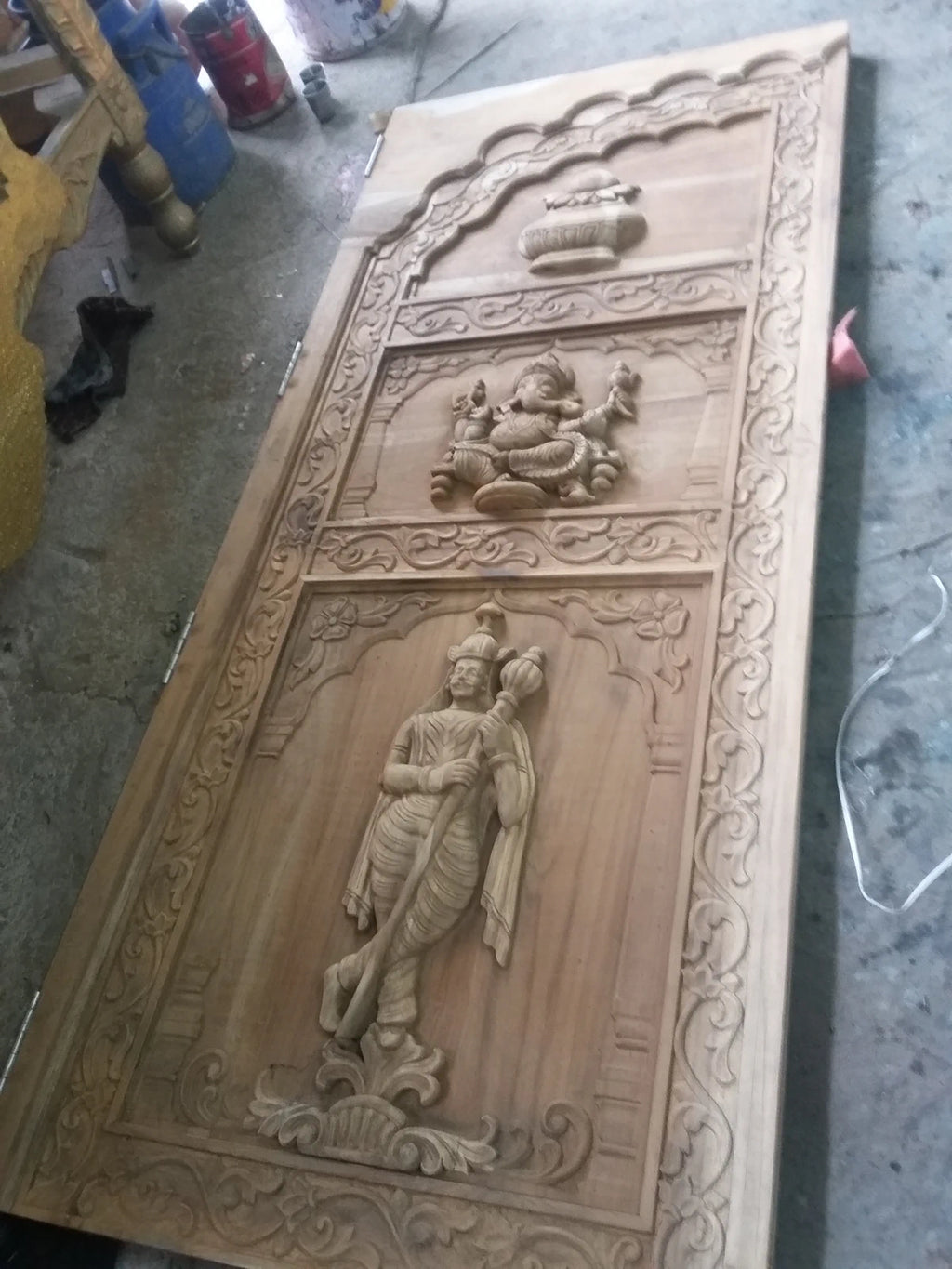 Temple door 029