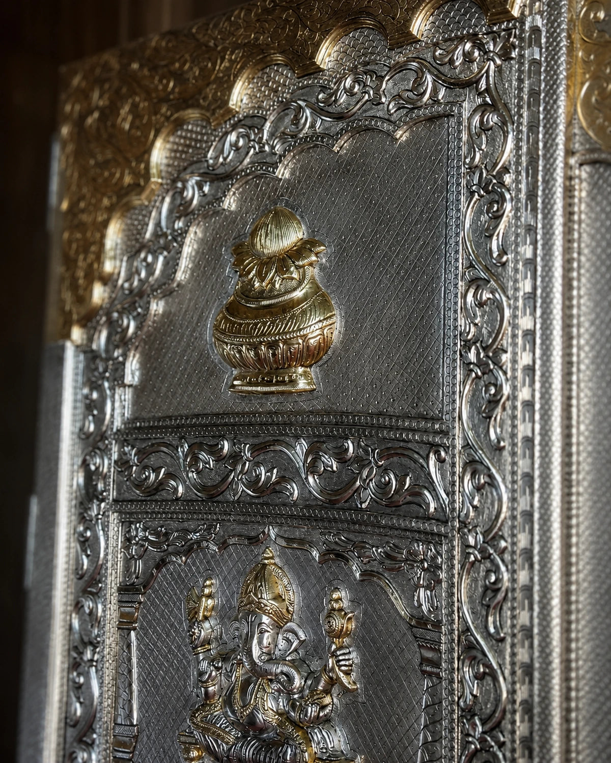 Temple door 029