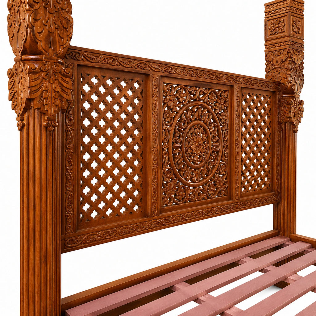 Canopy Bed with solid pillar
