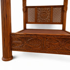 Canopy Bed with solid pillar