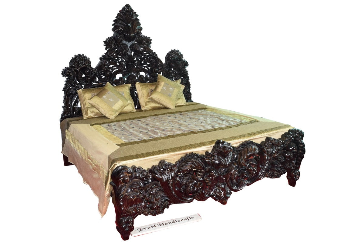 Cobra Teak Bed.
