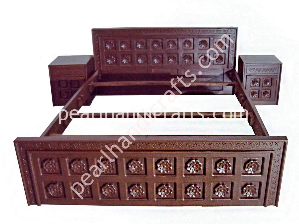 Flower Sheesham Bed