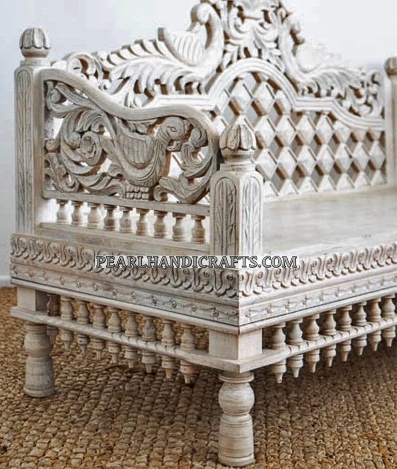 Traditional carved sofa 009