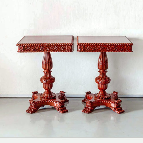 Belle Side table