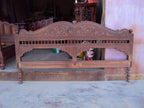Bed 001