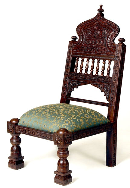 Marwadi pitha chair