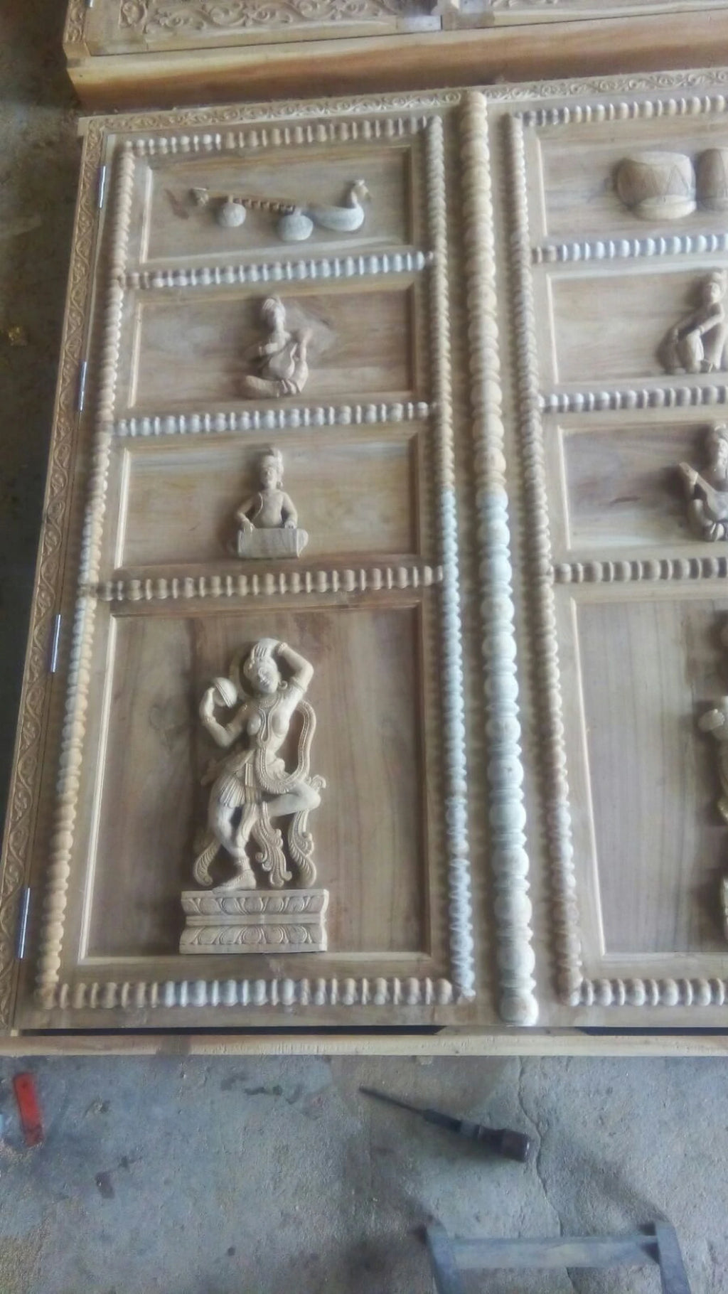 Temple Doors | Carved Teak Doors | Wooden Temple Doors | Metal Doors