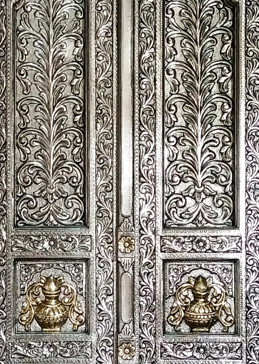 Majestic Metal Mounted Teak Wood Temple Door D-50