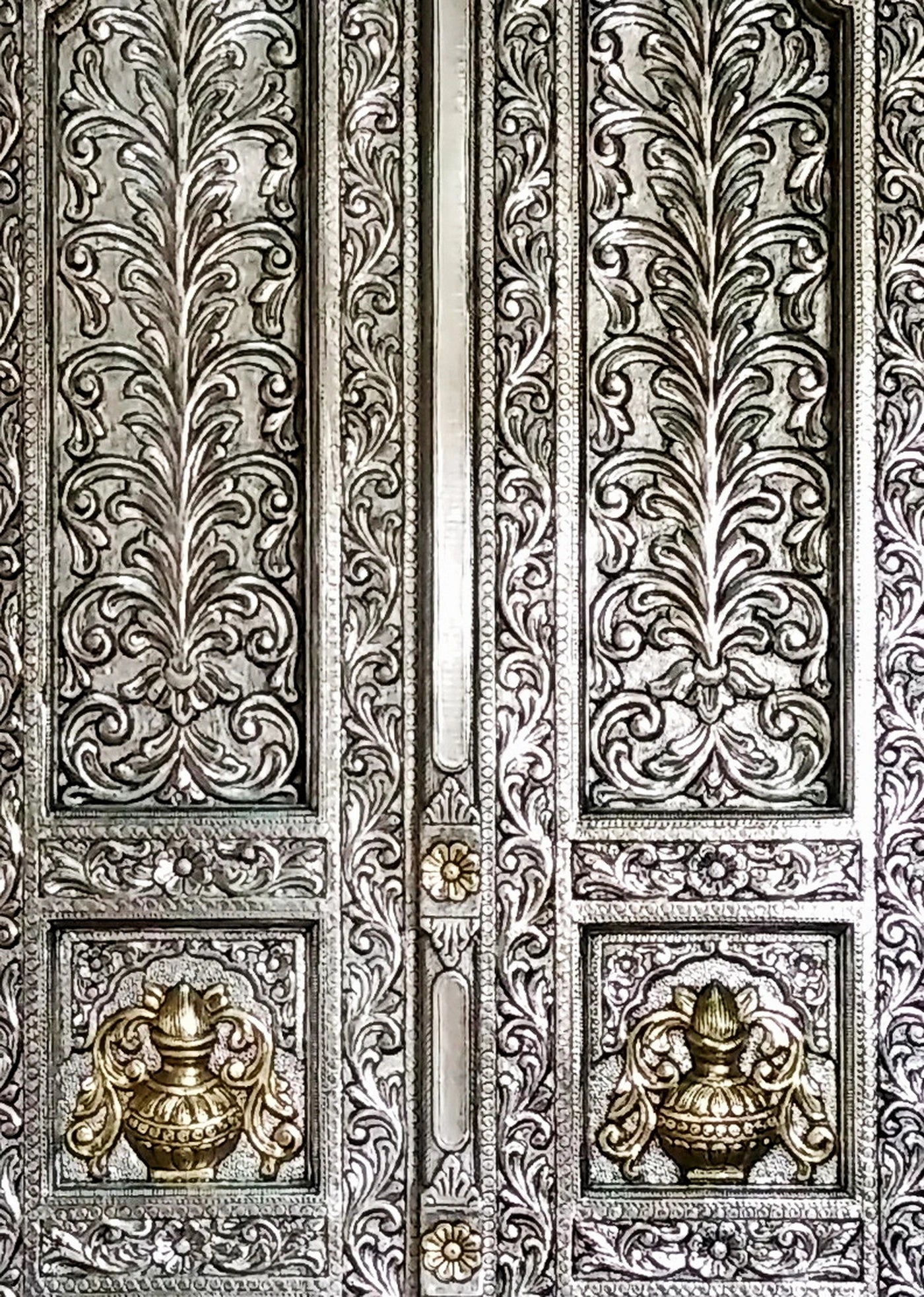 Majestic Metal Mounted Teak Wood Temple Door D-50