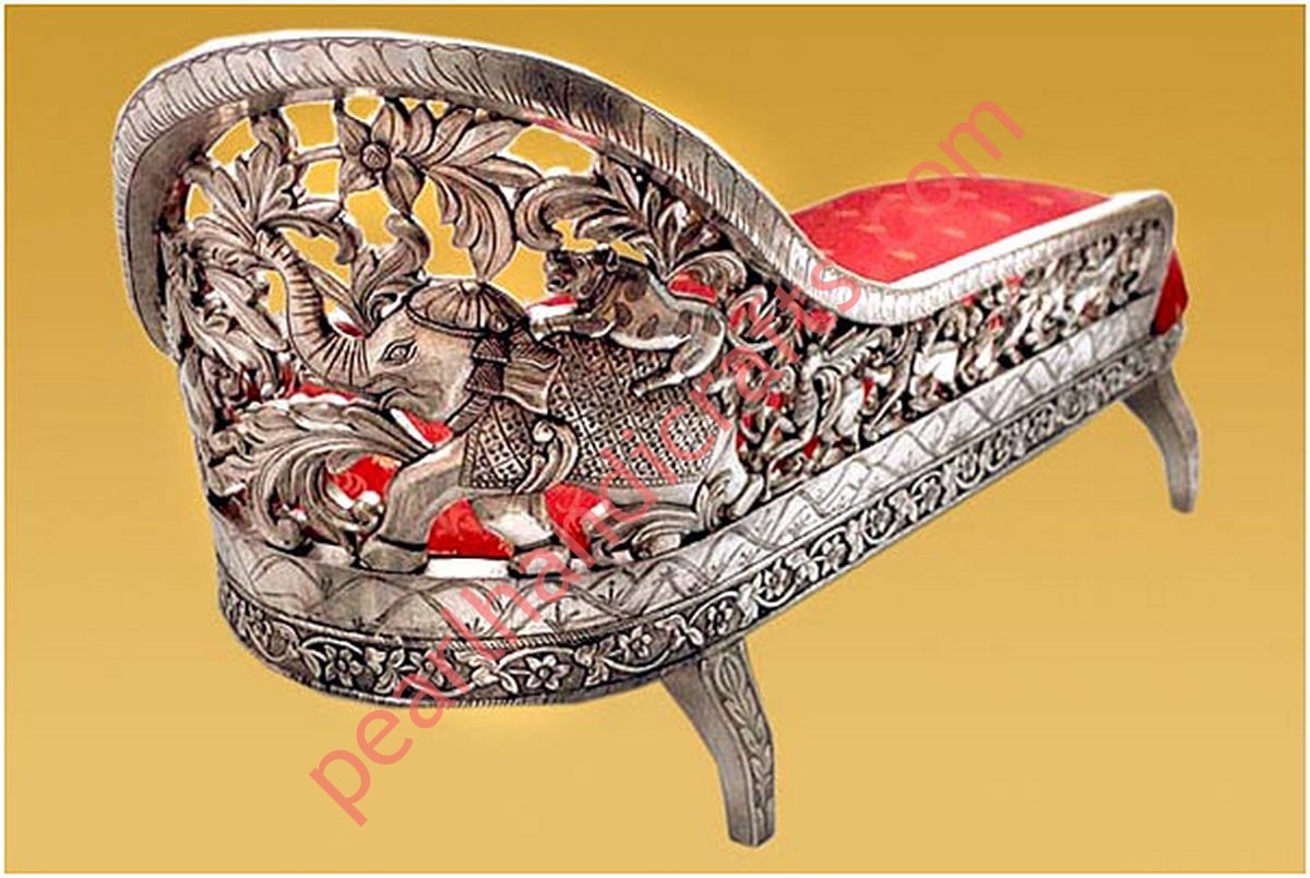 Metal Diwan