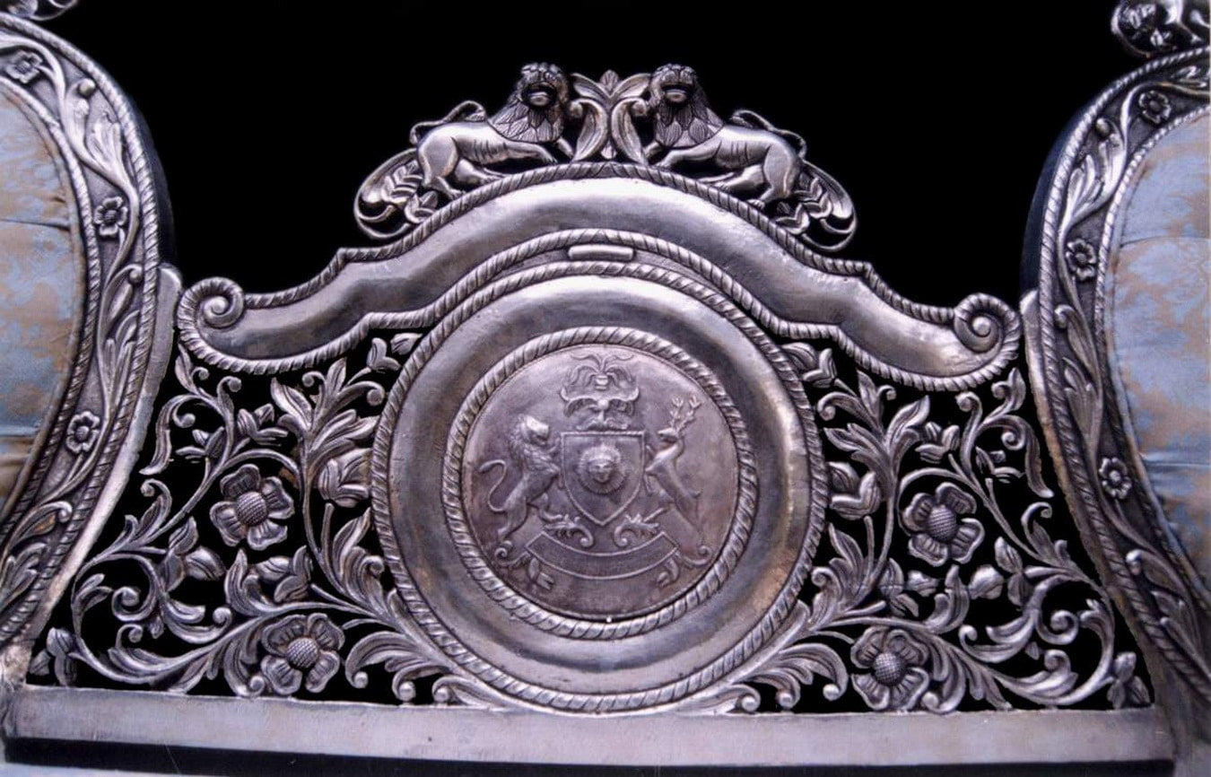 Silver Sofa 038