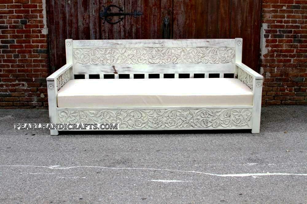 Traditional carved sofa 014