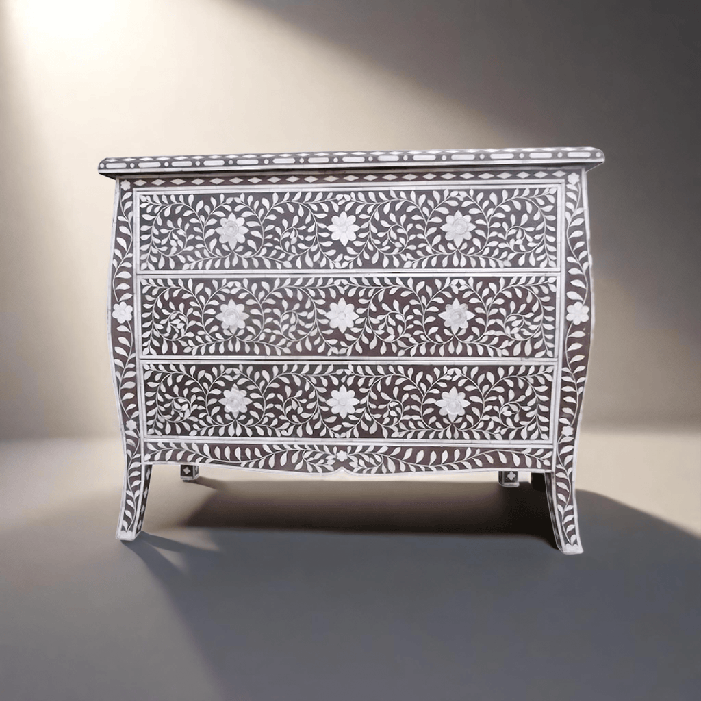 Bone inlay Chest of drawers