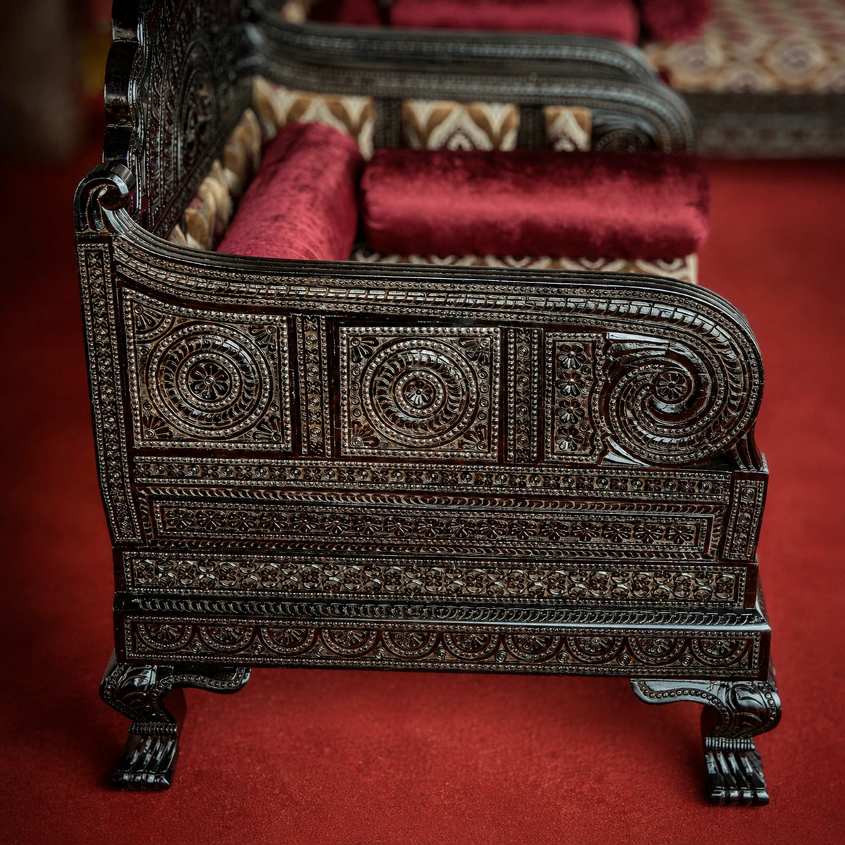 Maharaja Diwan Sofa CRVSF05