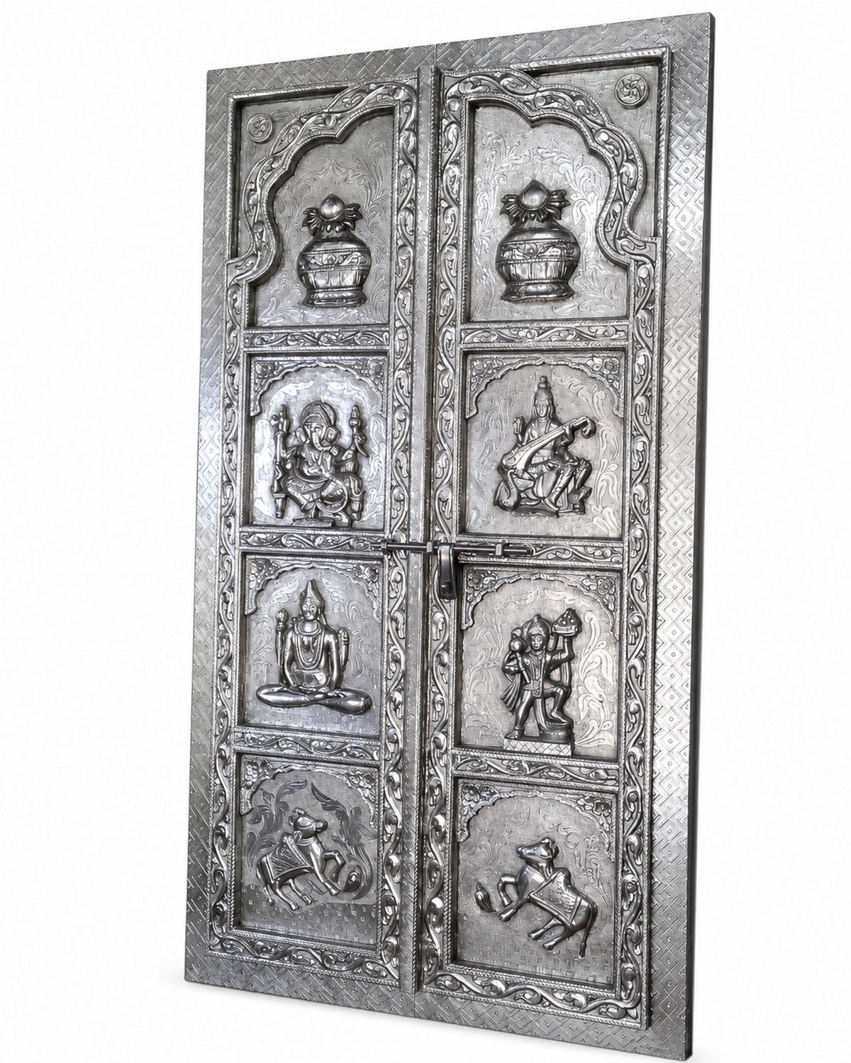 Temple door 025