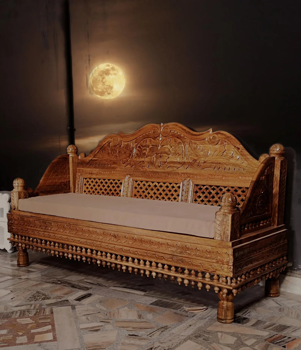 traditional carved sofa 0012