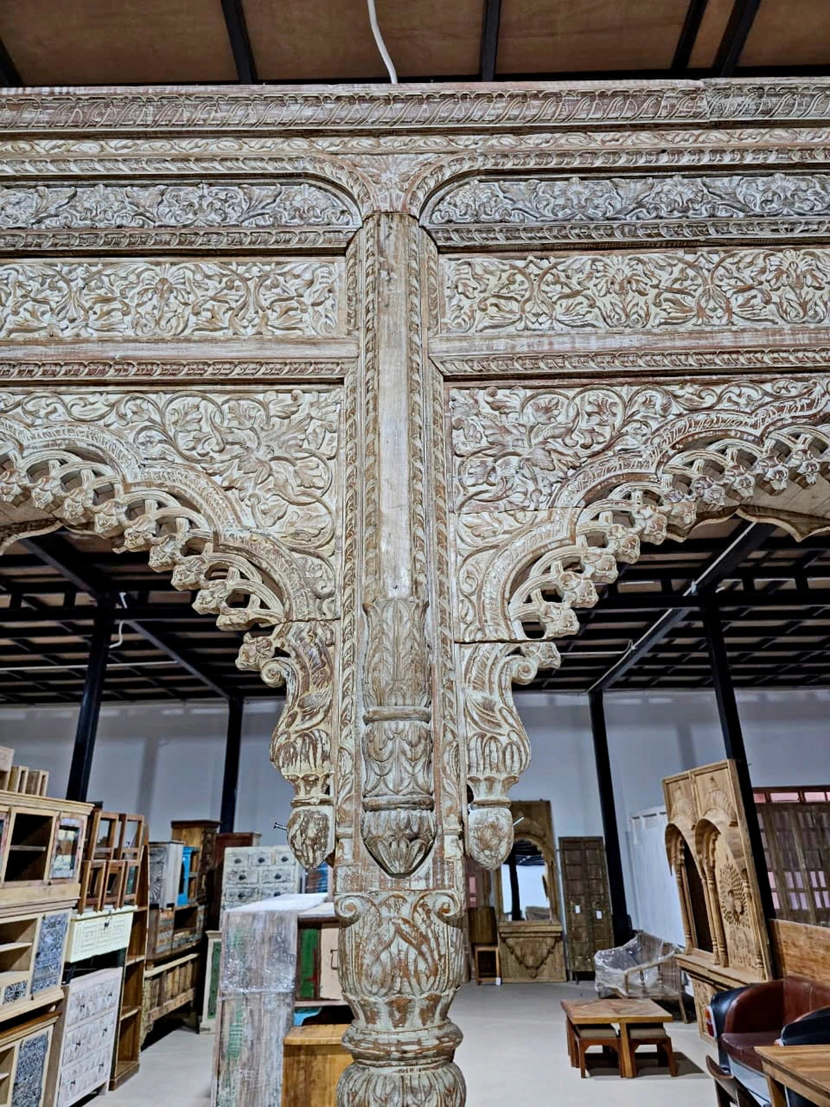 Hand-Carved Royal Mango Wood "Mehrab"