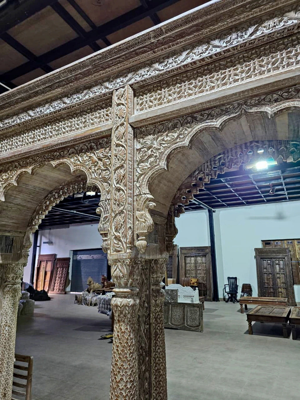Hand-Carved Royal Mango Wood "Mehrab"